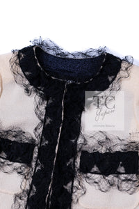 CHANEL 10C Ginza Limited Ivory Black Tulle Trimming Wool Silk Jacket 34 シャネル 銀座限定 アイボリー ブラック チュール レース トリミング ジャケット 即発