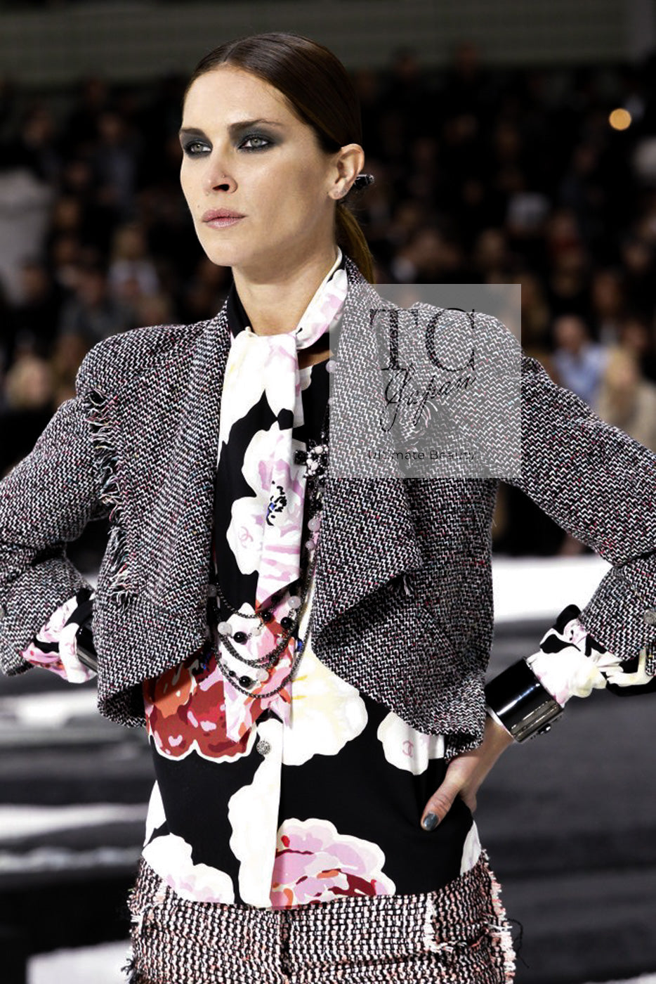 CHANEL 11S Black Red Multicolor Cotton Silk Tweed Jacket 34 36 シャネル ブラック レッド マルチカラー コットン シルク ツイード ジャケット 即発