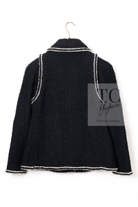 CHANEL 17A Black Wool Silk Braid Trimming Half Coat Jacket 34 40 42 シャネル ブラック ウール シルク ブレイドトリミング ハーフ コート ジャケット 即発