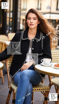 CHANEL 17A Black Wool Silk Braid Trimming Half Coat Jacket 34 40 42 シャネル ブラック ウール シルク ブレイドトリミング ハーフ コート ジャケット 即発