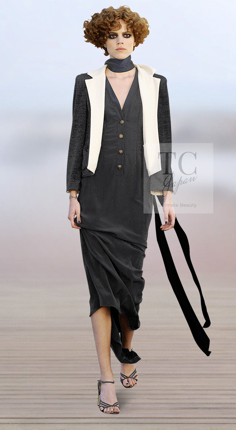 CHANEL 10C Navy Ivory Crystals Gripoix Buttons Jacket 34 36 シャネル ネイビー アイボリー クリスタル グリポア宝石ボタン ジャケット 即発