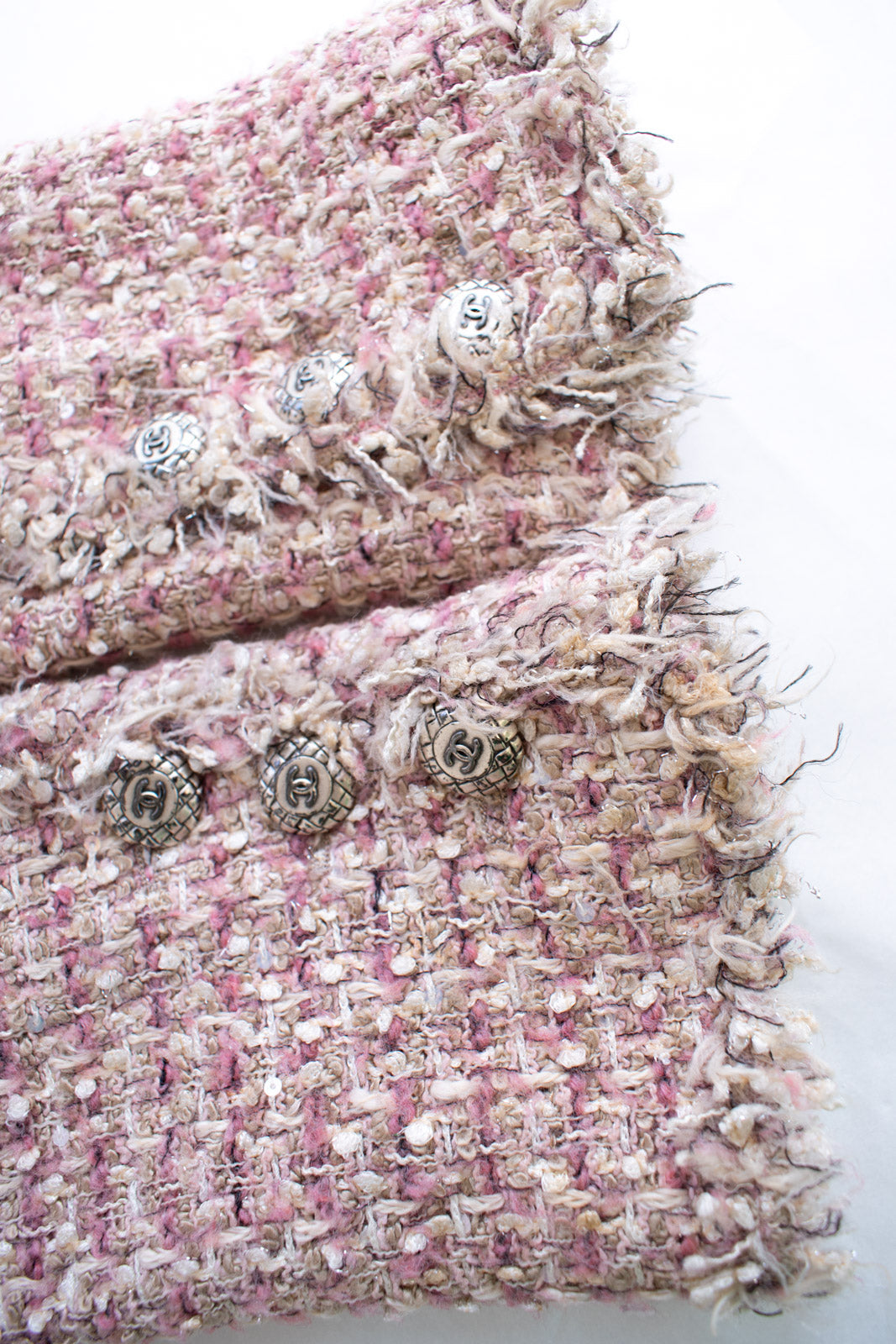 CHANEL 06C pink beige tweed CC logo button women's jacket / シャネル レディース ピンク ベージュ ツイード CCロゴ ボタン ジャケット