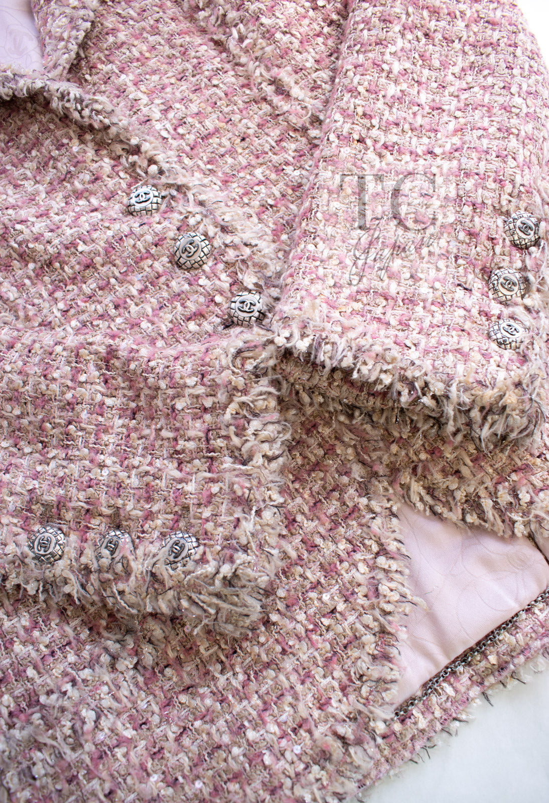 CHANEL 06C pink beige tweed CC logo button women's jacket / シャネル レディース ピンク ベージュ ツイード CCロゴ ボタン ジャケット