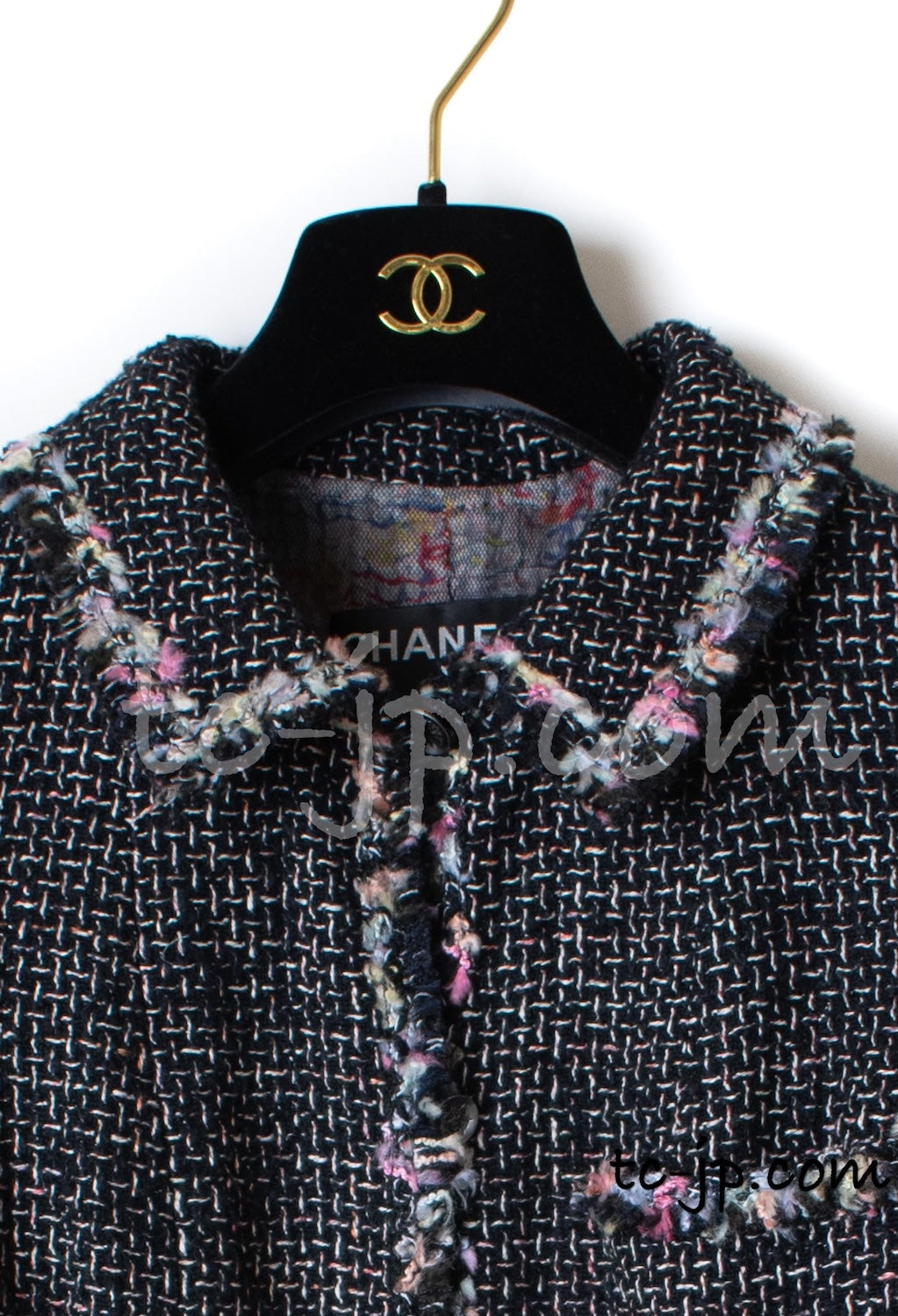 CHANEL 05C 57Th NY Limited Collection Silk Wool Tweed Jacket 36 38 40 シャネル NY 57番街 ニューヨーク 限定 シルク ウール フリル ツイード ジャケット 即発 - TC JAPAN