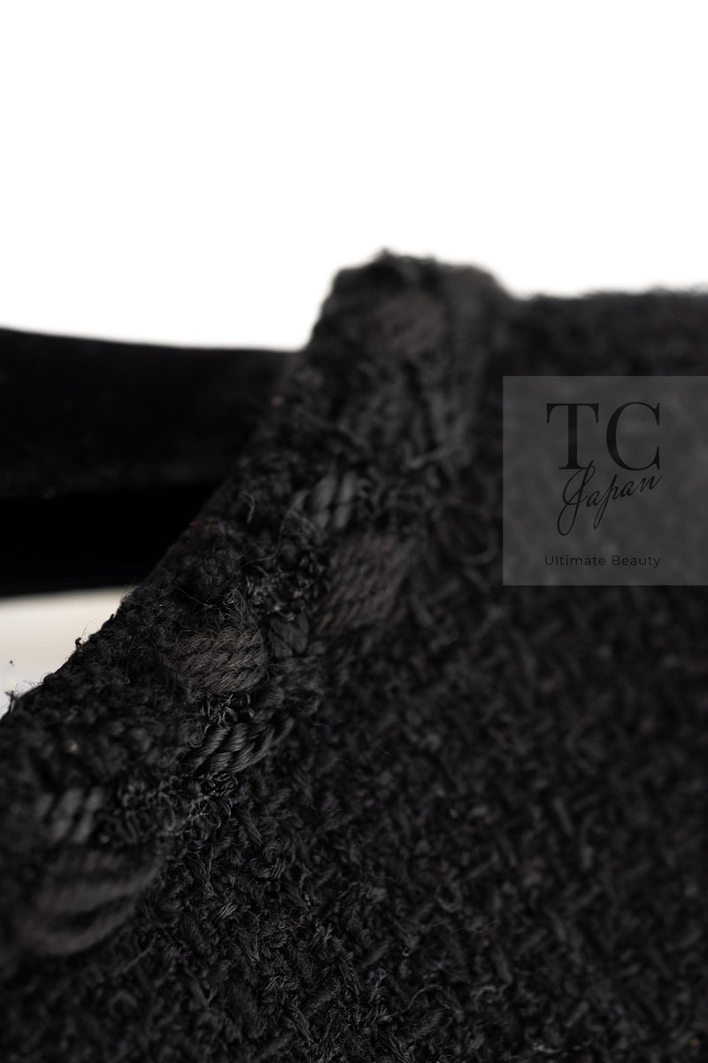 CHANEL 11C Little Black Jacket Tweed Wool CC Button 40 シャネル リトル ブラック ジャケット ツイード ウール ココボタン 即発