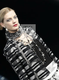 CHANEL 08S Black Gray Striped Cottn Tweed Jacket 42 シャネル ブラック グレー ボーダー コットン ツイード ジャケット 即発