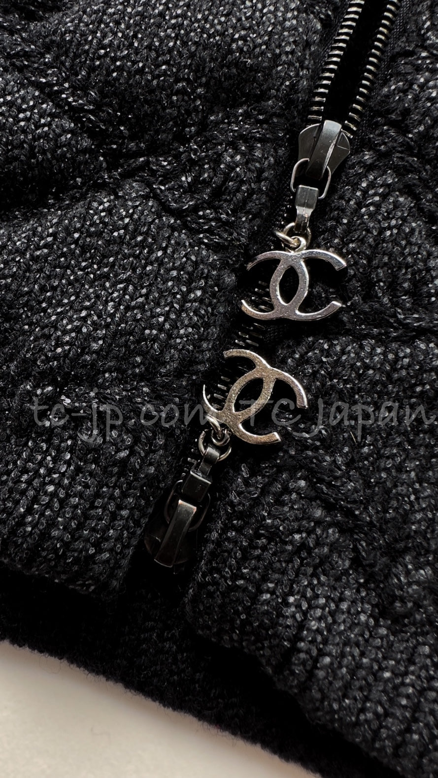 CHANEL 09A Black Quilted Wool Jacket Cardigan 36 38 40 シャネル ブラック キルト ウール ジャケット カーディガン 即発