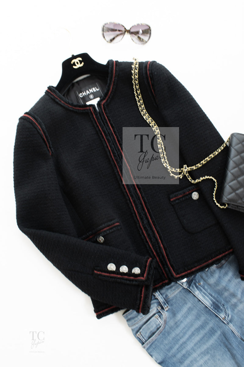 CHANEL 09PF Black Red Trim Moscow Wool Tweed Jacket 34 40 42 シャネル ブラック レッド トリム ロマノフ ウール ツイード ジャケット 即発