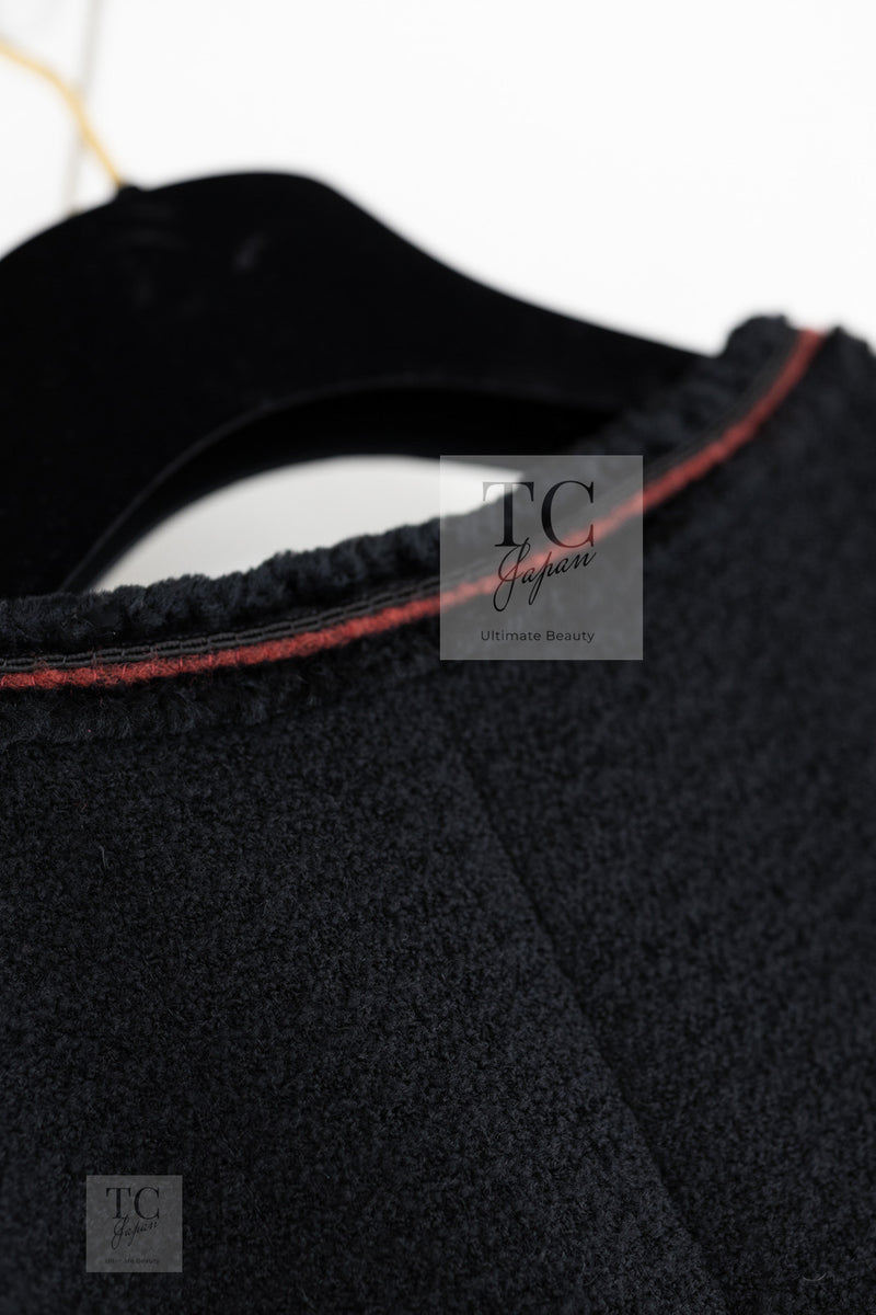 CHANEL 09PF Black Red Trim Moscow Wool Tweed Jacket 34 40 42 シャネル ブラック レッド トリム ロマノフ ウール ツイード ジャケット 即発