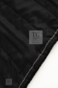 CHANEL 09PF Black Red Trim Moscow Wool Tweed Jacket 34 40 42 シャネル ブラック レッド トリム ロマノフ ウール ツイード ジャケット 即発