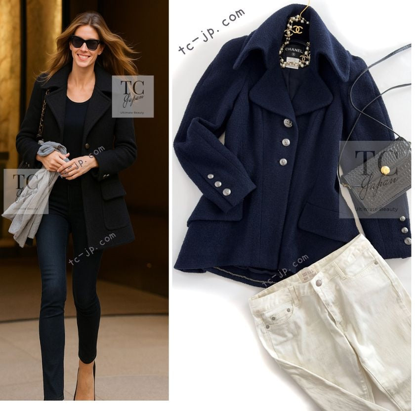 CHANEL 08A Dark Navy Wool Big Lion Button Jacket Coat 36 シャネル ダーク ネイビー ウール 大きい ライオン ボタン ジャケット コート 即発