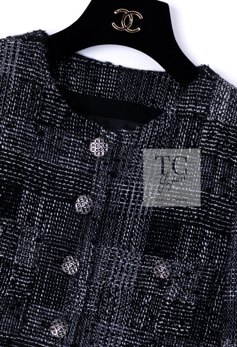 CHANEL 22PF Black White Cotton Wool Collarless Tweed Jacket 34 シャネル ブラック ホワイト コットン ウール ノーカラー ツイード ジャケット 即発
