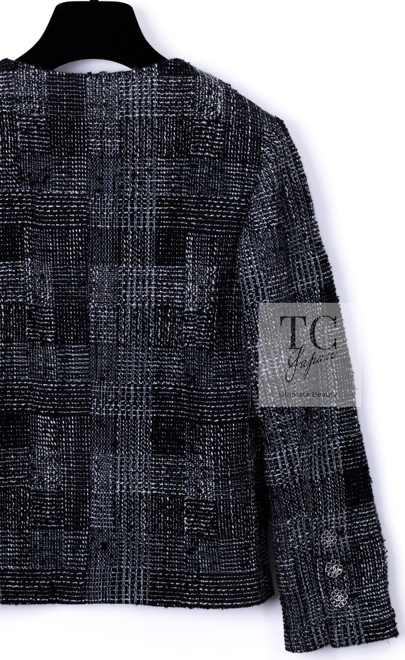 CHANEL 22PF Black White Cotton Wool Collarless Tweed Jacket 34 シャネル ブラック ホワイト コットン ウール ノーカラー ツイード ジャケット 即発