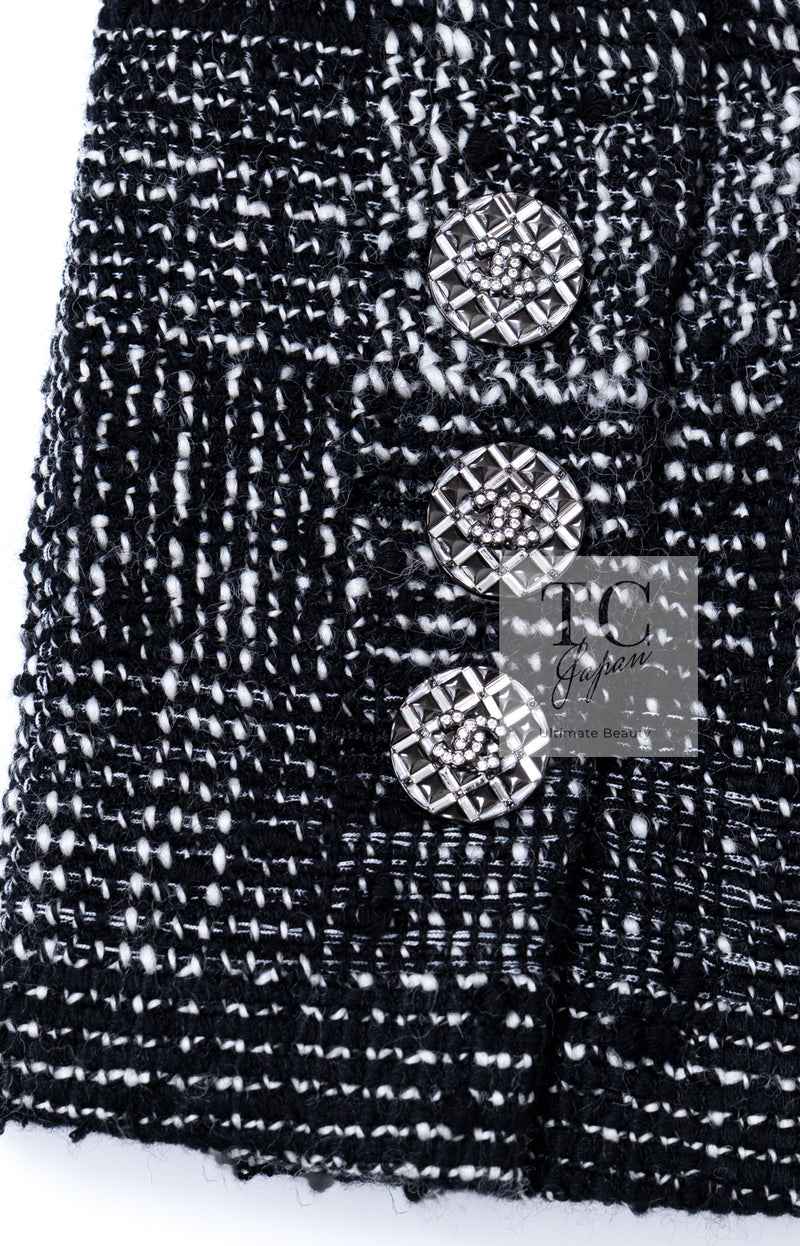 CHANEL 22PF Black White Cotton Wool Collarless Tweed Jacket 34 シャネル ブラック ホワイト コットン ウール ノーカラー ツイード ジャケット 即発