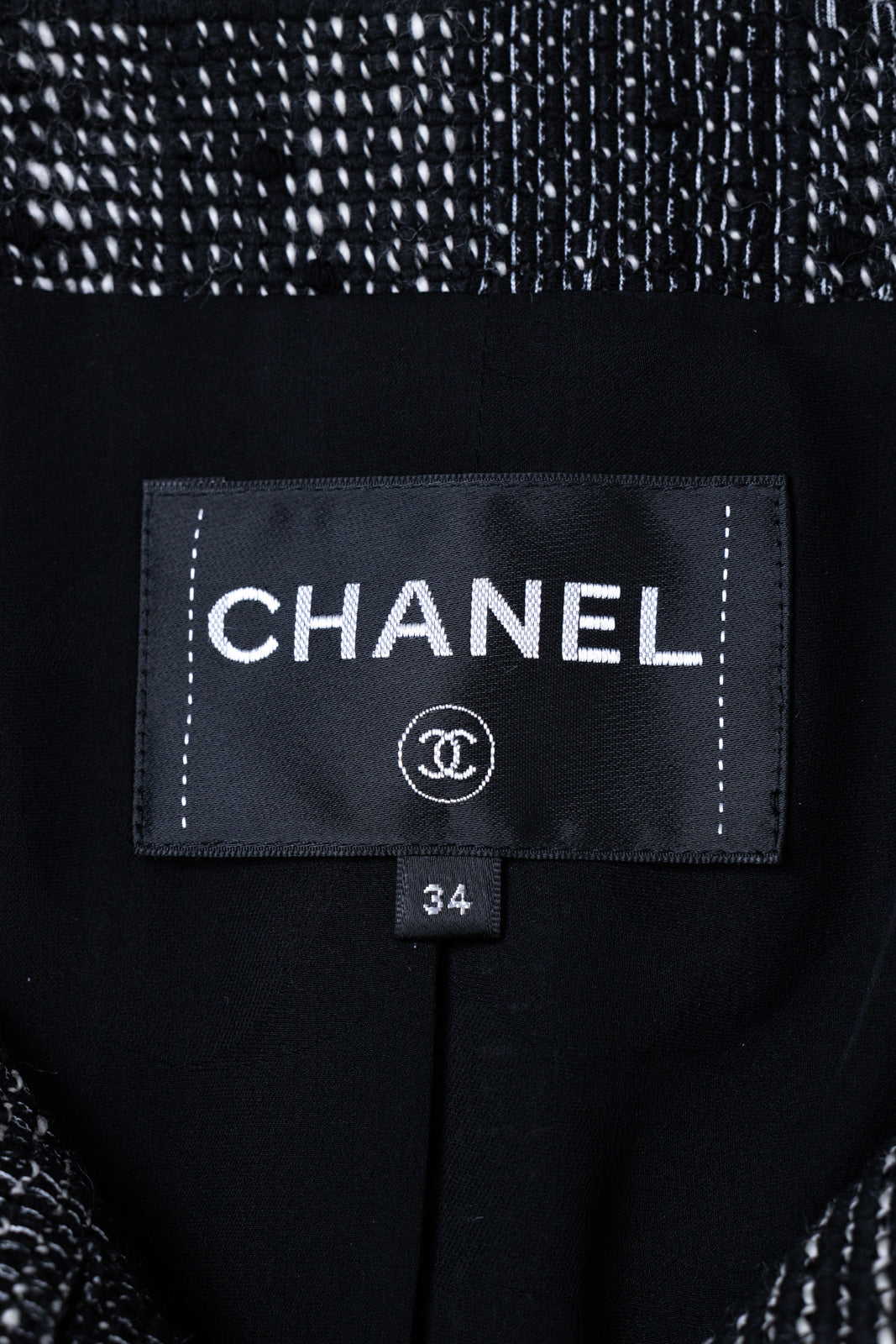 CHANEL 22PF Black White Cotton Wool Collarless Tweed Jacket 34 シャネル ブラック ホワイト コットン ウール ノーカラー ツイード ジャケット 即発