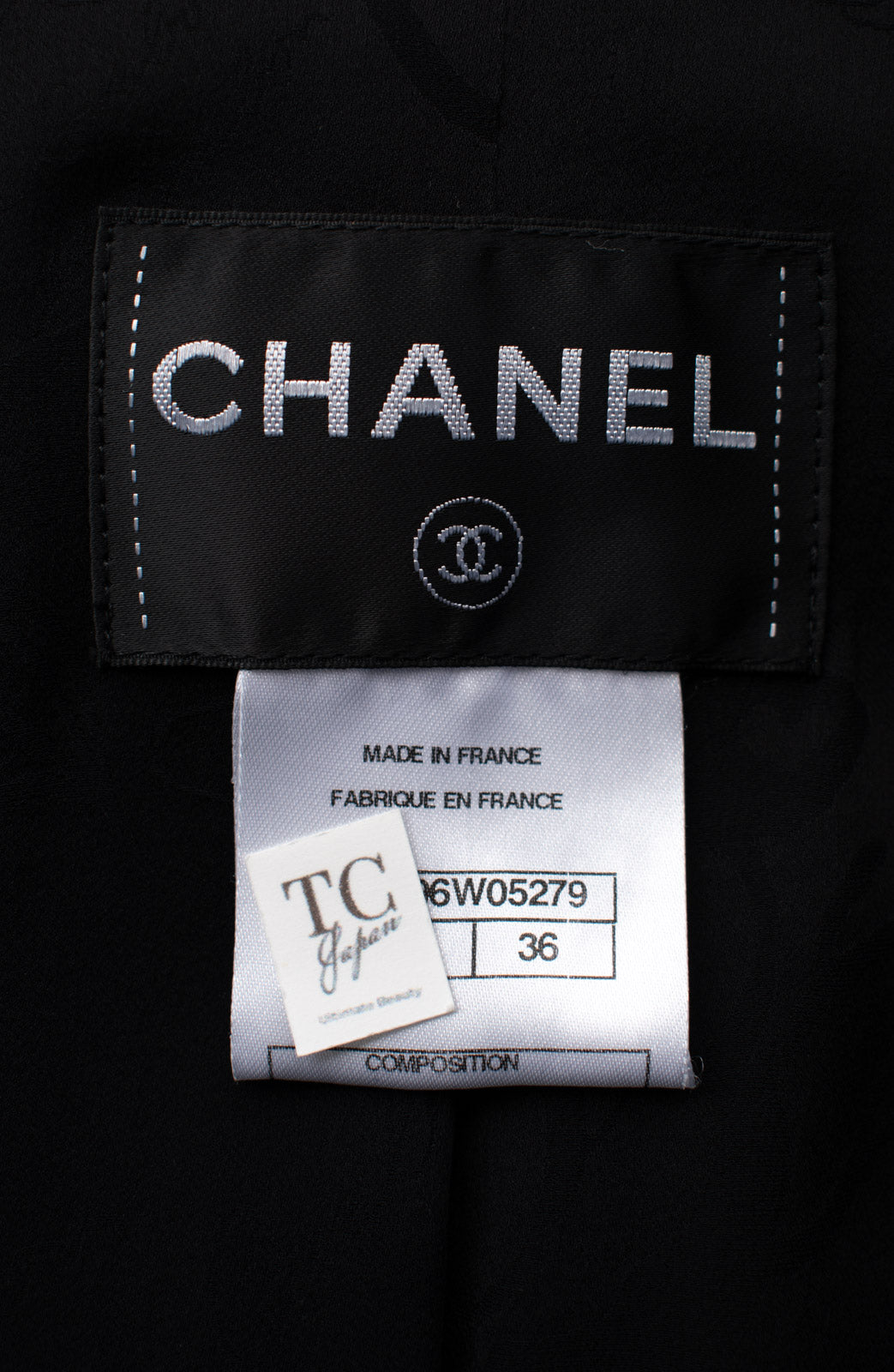 CHANEL 13S Black Pearl Button Mesh Jacket 36 38 シャネル ブラック パール ボタン メッシュ ジャケット 即発 - TC JAPAN