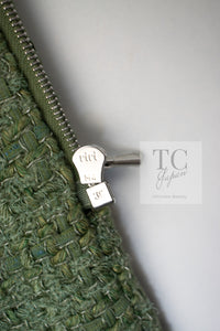 CHANEL 17C Olive Moss Green Wool Cotton Tweed Jacket 38 シャネル オリーブ モス グリーン ウール コットン ツイード ジャケット 即発