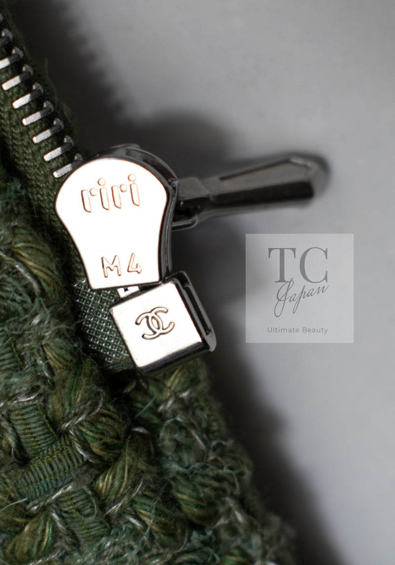 CHANEL 17C Olive Moss Green Wool Cotton Tweed Jacket 38 シャネル オリーブ モス グリーン ウール コットン ツイード ジャケット 即発