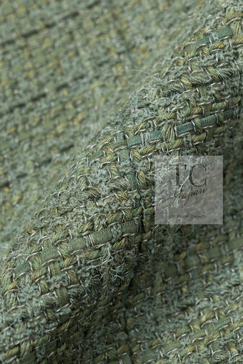 CHANEL 17C Olive Moss Green Wool Cotton Tweed Jacket 38 シャネル オリーブ モス グリーン ウール コットン ツイード ジャケット 即発