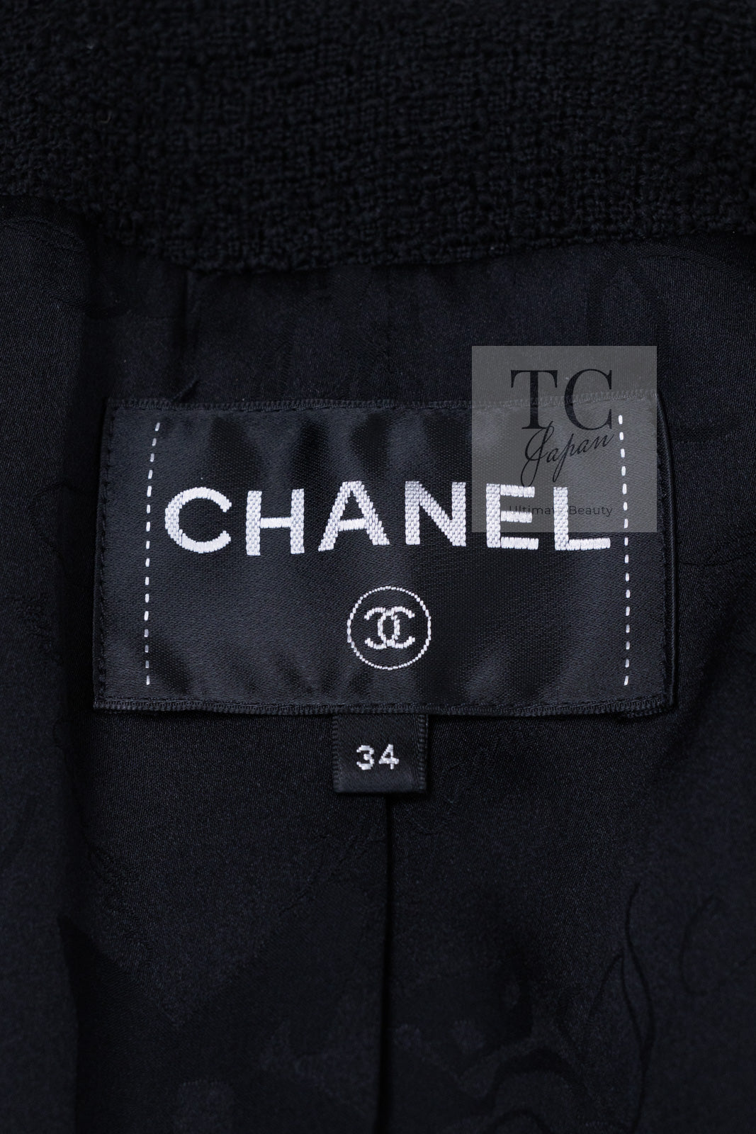 CHANEL 17PF Black Gold Trim Wool Tweed Jacket Skirt Suit 34 シャネル ブラック ゴールド トリミング ウール ジャケット スカート スーツ 即発