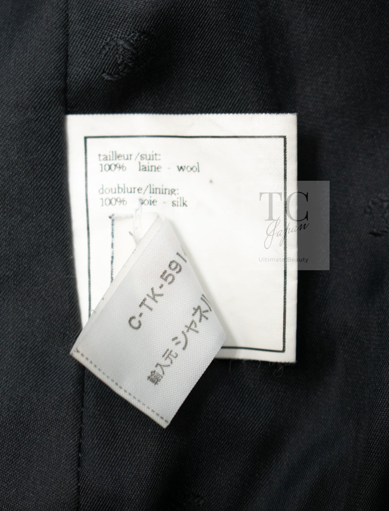 CHANEL 96A Vintage Charcoal Gray Wool 100 Gold CC Logo Buttons Jacket 38 40 シャネル ヴィンテージ チャコール グレー ウール 100% ゴールド CC ボタン ジャケット 即発