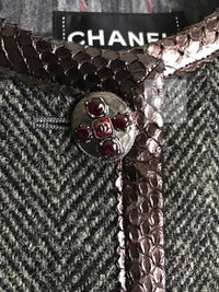 CHANEL 13PF Gray Black Brown Wool Python Trim Jacket 38 シャネル ネイビー グレー ブラック ブラウン ウール パイソン トリミング ジャケット 即発