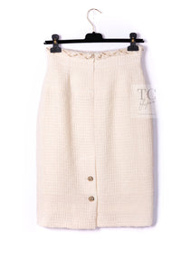 CHANEL 07A Creme Ivory Gold Chain Trim Wool Tweed Jacket Skirt Suit 36 38 シャネル クリーム アイボリー ゴールド チェーン トリム ウール ツイード ジャケット スカート スーツ 即発