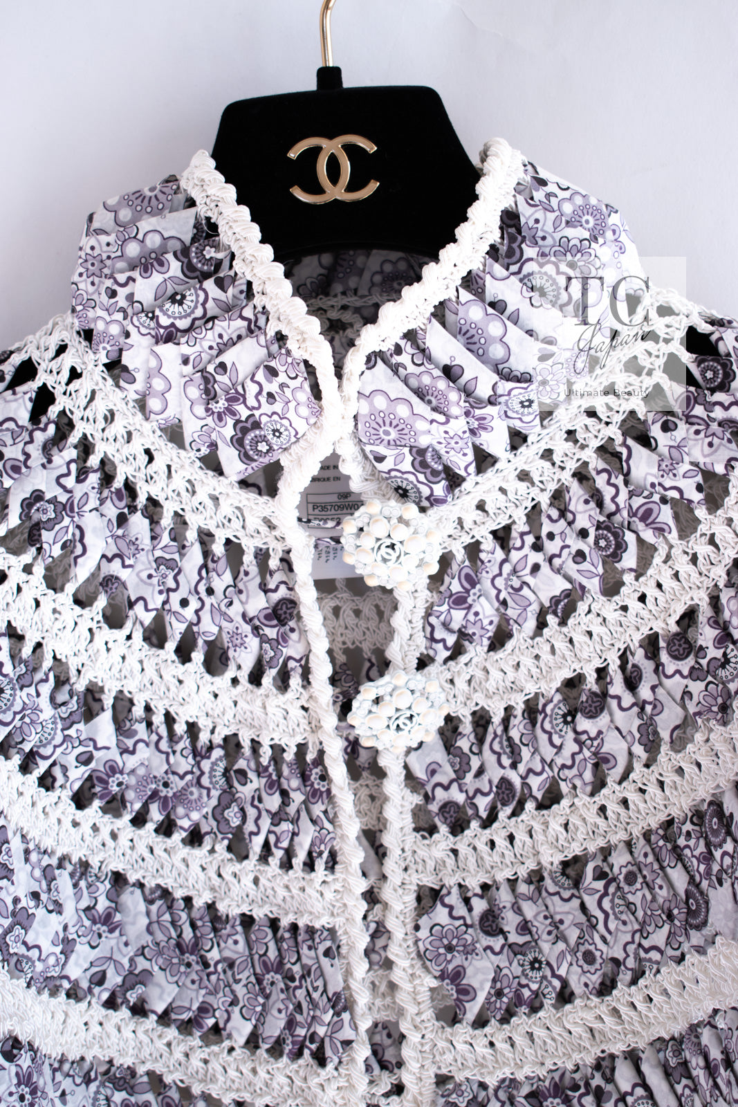 CHANEL 09S White Navy Floral Cardigan Cape Jacket 36 38 シャネル ホワイト ネイビー フローラル ボレロ カーディガン ケープ ジャケット 即発