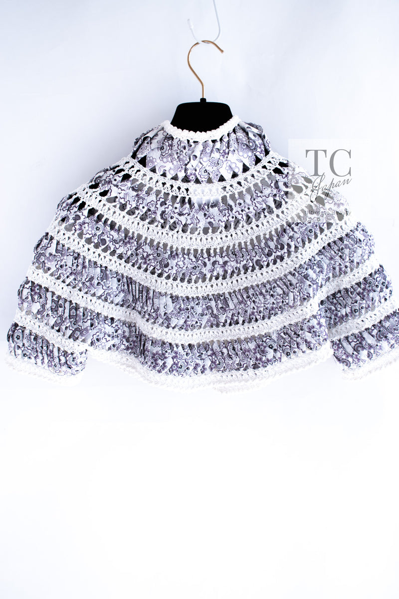 CHANEL 09S White Navy Floral Cardigan Cape Jacket 36 38 シャネル ホワイト ネイビー フローラル ボレロ カーディガン ケープ ジャケット 即発