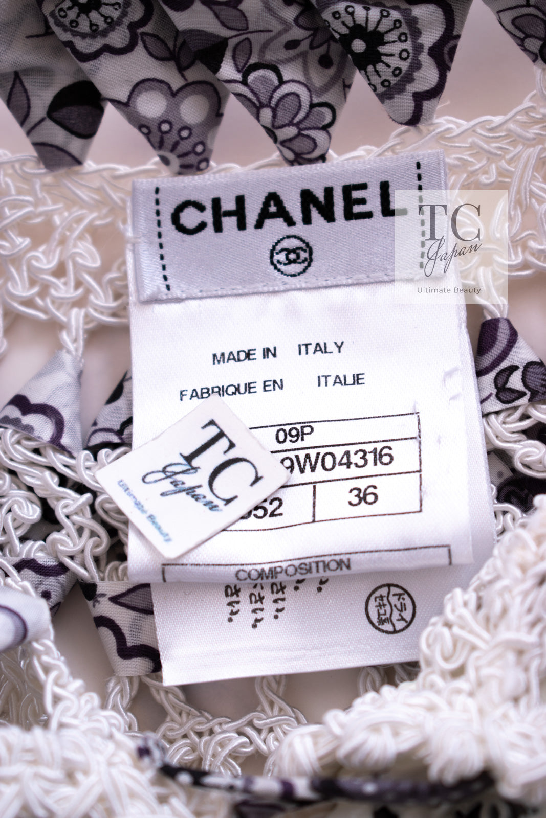 CHANEL 09S White Navy Floral Cardigan Cape Jacket 36 38 シャネル ホワイト ネイビー フローラル ボレロ カーディガン ケープ ジャケット 即発