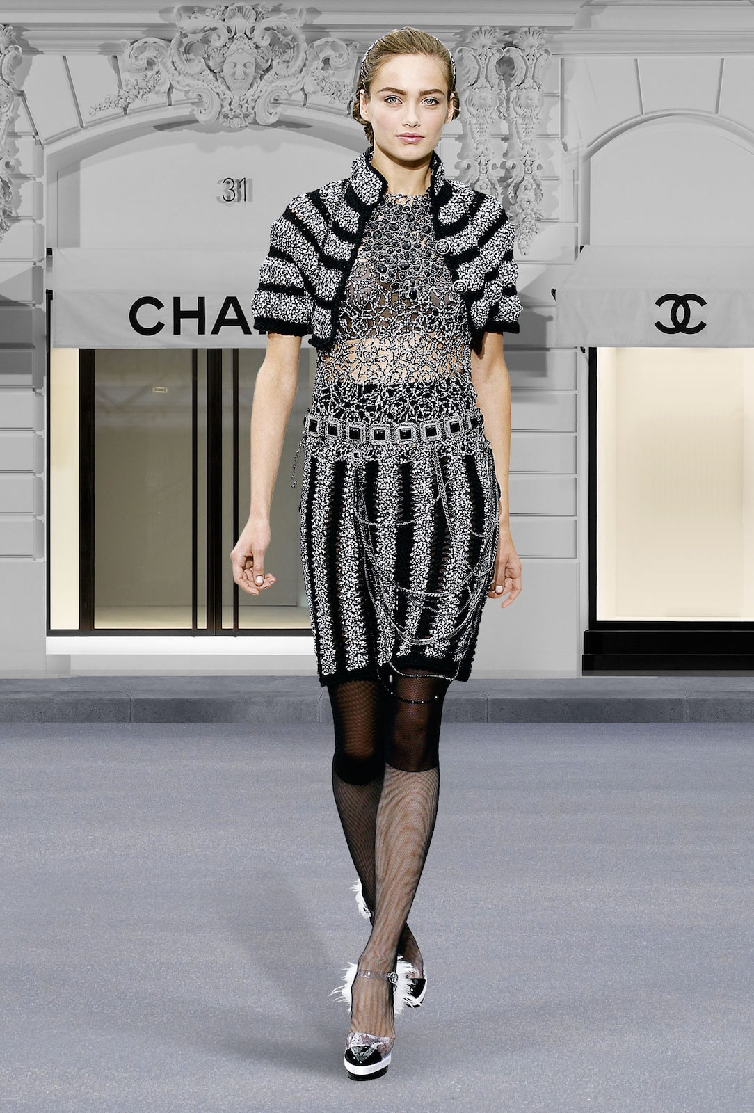 CHANEL 09S White Navy Floral Cardigan Cape Jacket 36 38 シャネル ホワイト ネイビー フローラル ボレロ カーディガン ケープ ジャケット 即発