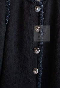 CHANEL 13C Black Navy Trim Stand Collar Cotton Jacket Coat Cloisonne CC Button 34 シャネル ブラック ネイビー スタンドカラー コットン ジャケット コート 七宝焼 CCボタン 即発