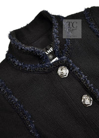 CHANEL 13C Black Navy Trim Stand Collar Cotton Jacket Coat Cloisonne CC Button 34 シャネル ブラック ネイビー スタンドカラー コットン ジャケット コート 七宝焼 CCボタン 即発