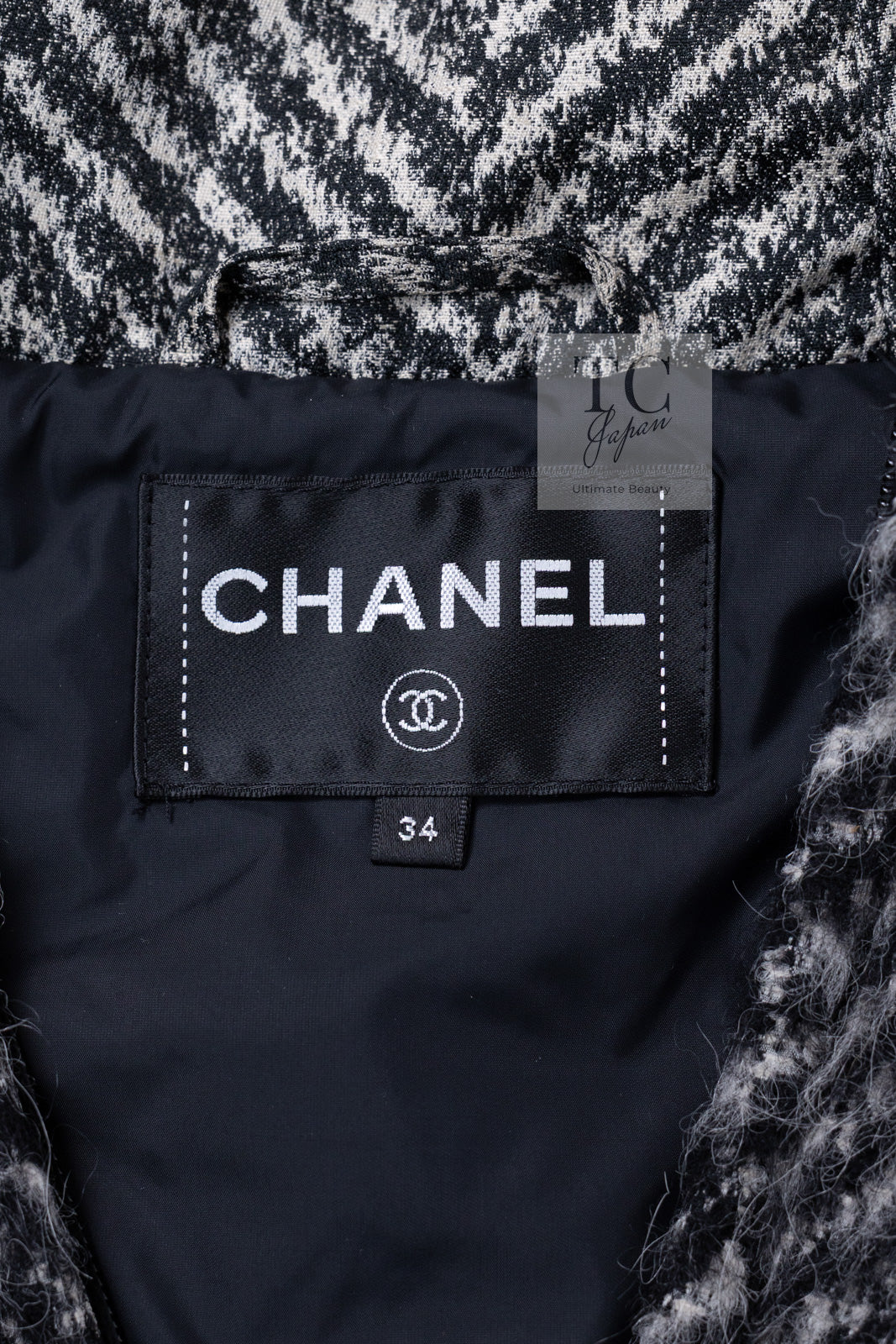 CHANEL 16B Grey Black Herringbone Pattern Mohair Alpaca Hood Jacket 34 シャネル グレー ブラック ヘリンボーン チェック 柄 モヘア アルパカ フード付きジャケット 即発