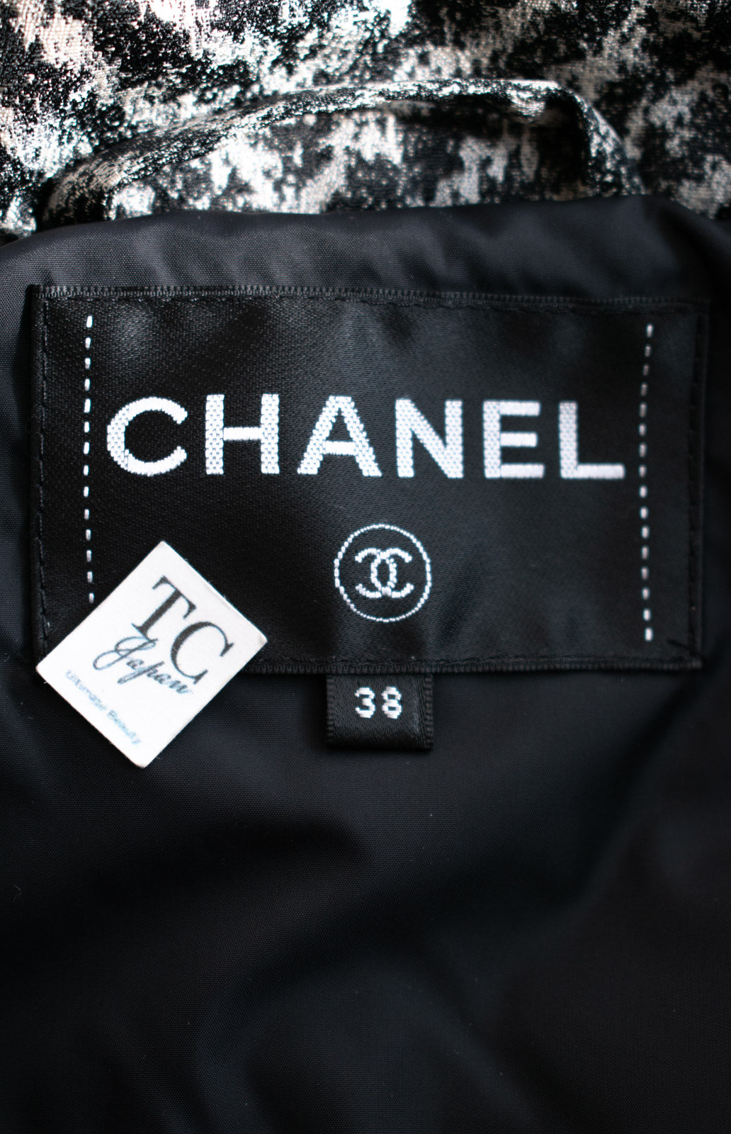 CHANEL 16B Grey Black Herringbone Pattern Mohair Alpaca Hood Jacket 34 38 シャネル グレー ブラック ヘリンボーン チェック 柄 モヘア アルパカ フード付きジャケット 即発