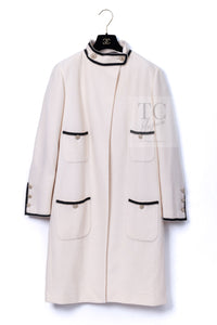 CHANEL 14C Ivory Black Trim Stand Collar Wool Jacket Coat 40 シャネル アイボリー ブラック トリム スタンド襟 ウール ジャケット コート 即発