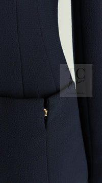 CHANEL 96A Vintage Dark Navy Wool Jacket CC Gold Button 36 38 シャネル ヴィンテージ ダークネイビー ウール ジャケット ゴールド ココボタン 即発