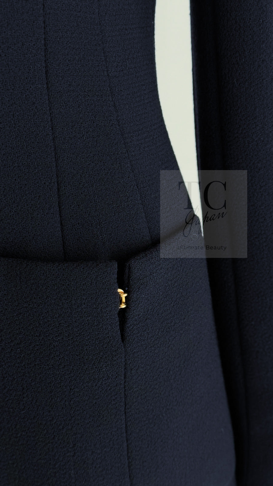 CHANEL 96A Vintage Dark Navy Wool Jacket CC Gold Button 36 38 シャネル ヴィンテージ ダークネイビー ウール ジャケット ゴールド ココボタン 即発