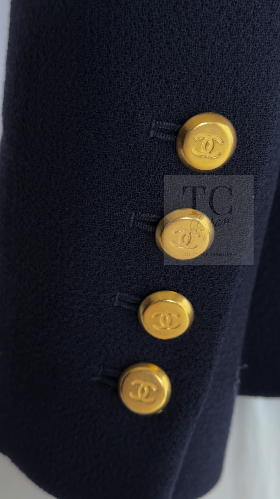 CHANEL 96A Vintage Dark Navy Wool Jacket CC Gold Button 36 38 シャネル ヴィンテージ ダークネイビー ウール ジャケット ゴールド ココボタン 即発