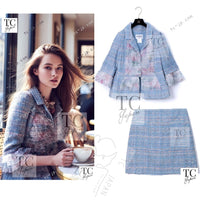 CHANEL 13C Blue Pink Ruffle Lace Lesage Tweed Jacket Skirt Suit 50 シャネル ブルー ピンク ラッフル レース ルサージュ ツイード ジャケット スカート スーツ 即発