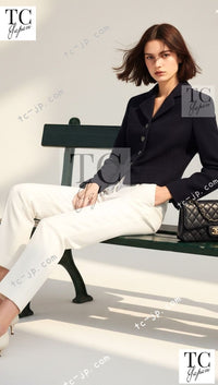 CHANEL 12C Black Rhinestone CC Buttons Wool Tweed Jacket 34 36 シャネル ブラック ラインストーン CC ボタン ウール ツイード ジャケット 即発 - TC JAPAN