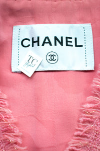 CHANEL 20PF Pink V-Neck Wool Tweed Jacket Coat CC Logo Button 50 シャネル ピンク ウール ツイード Vネック ジャケット コート CCロゴボタン 即発