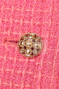 CHANEL 20PF Pink V-Neck Wool Tweed Jacket Coat CC Logo Button 50 シャネル ピンク ウール ツイード Vネック ジャケット コート CCロゴボタン 即発