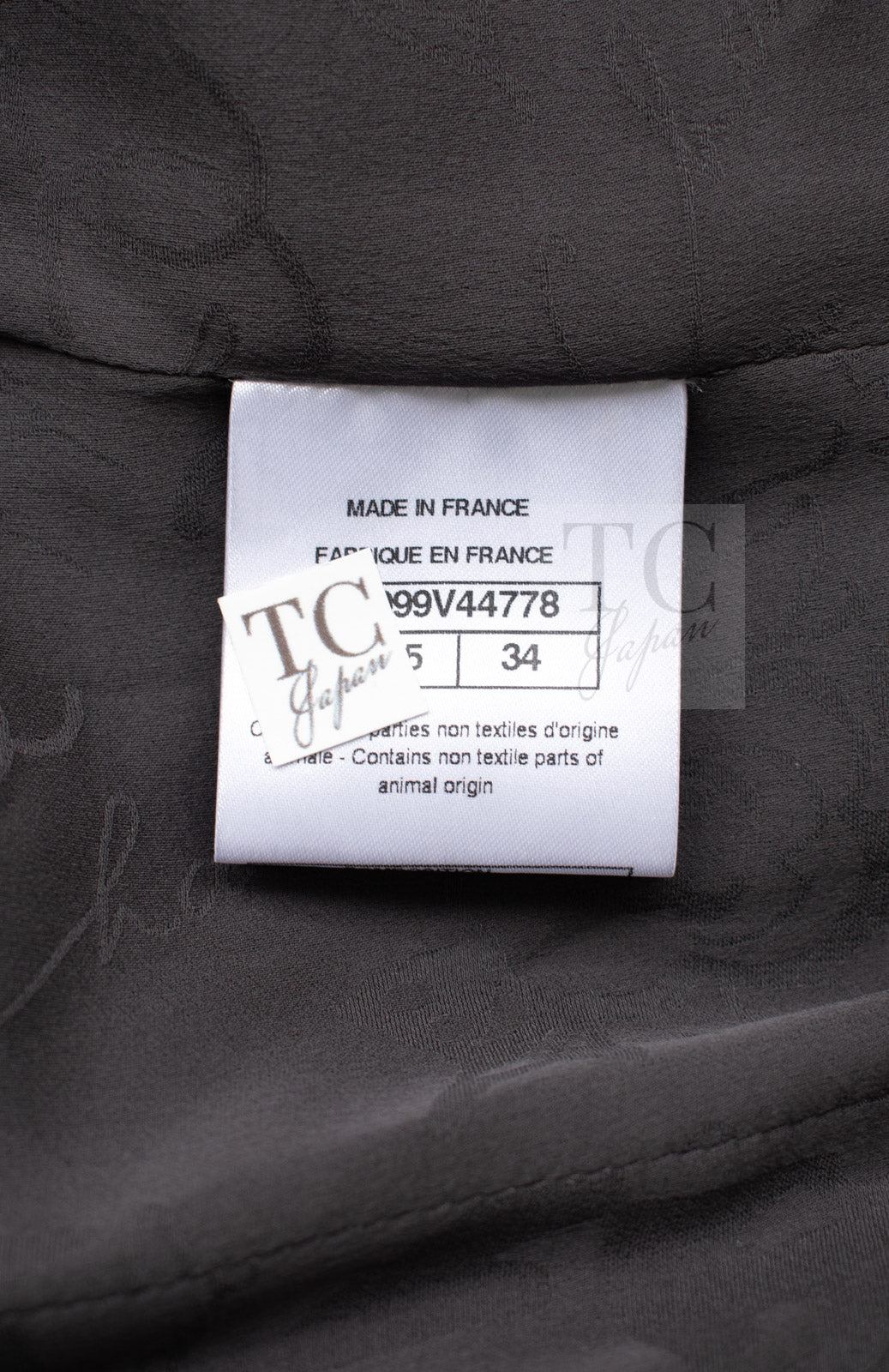 Chanel 18pf Charcoal Grey Striped Wool Jacket 22