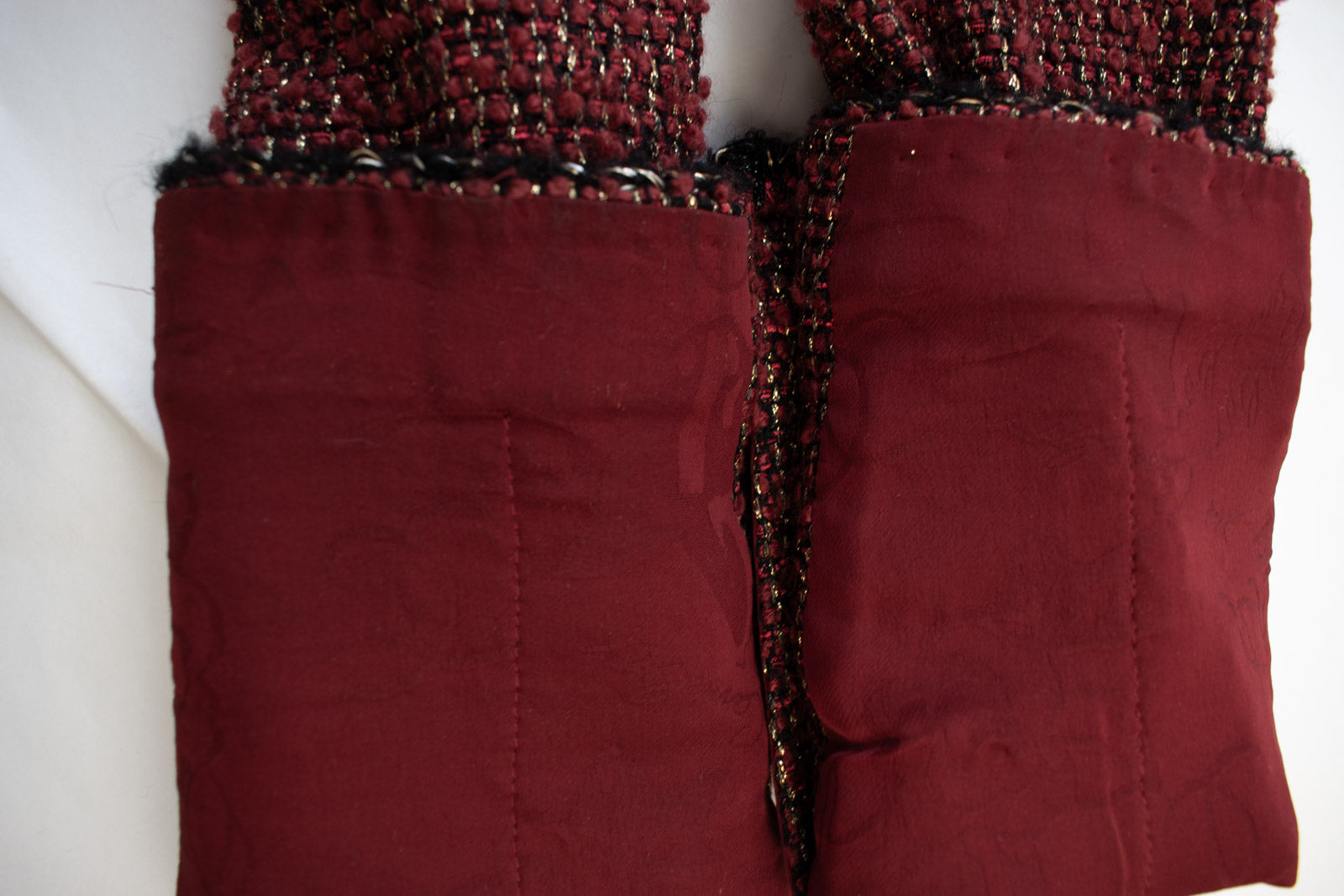 CHANEL Jacket 11A Red Black Gold Metallic Fantasy Tweed 40