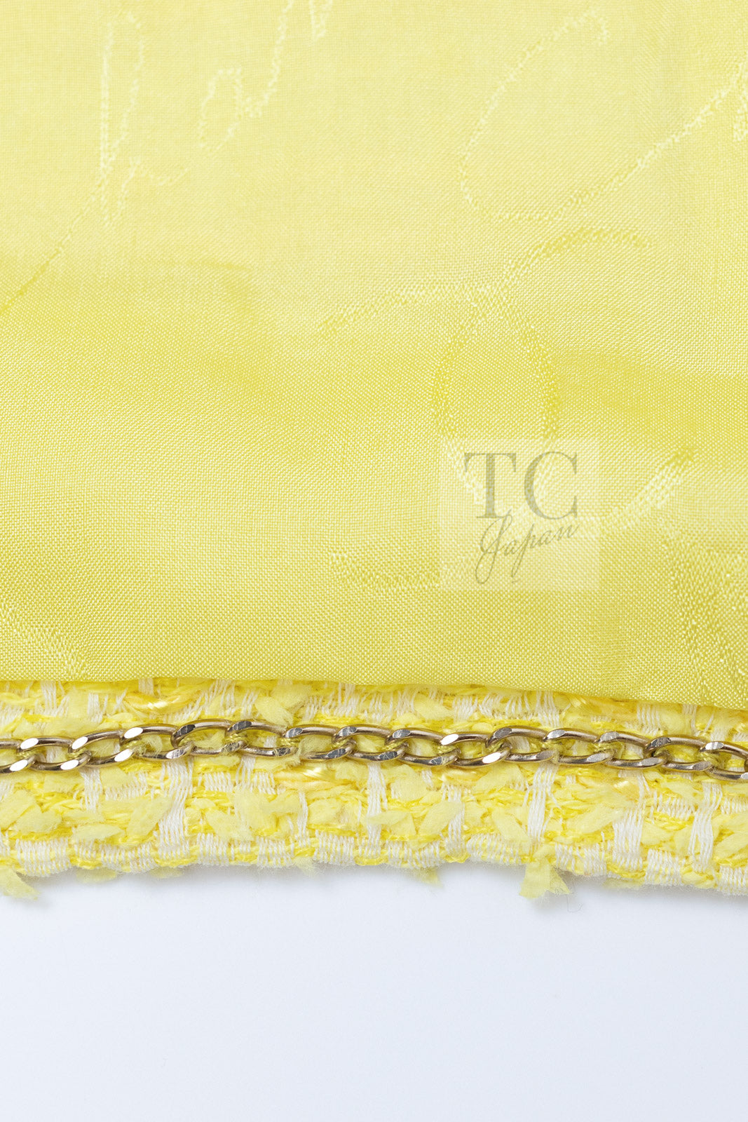 CHANEL 12C Yellow CC Logo Button Tweed Jacket 42-09