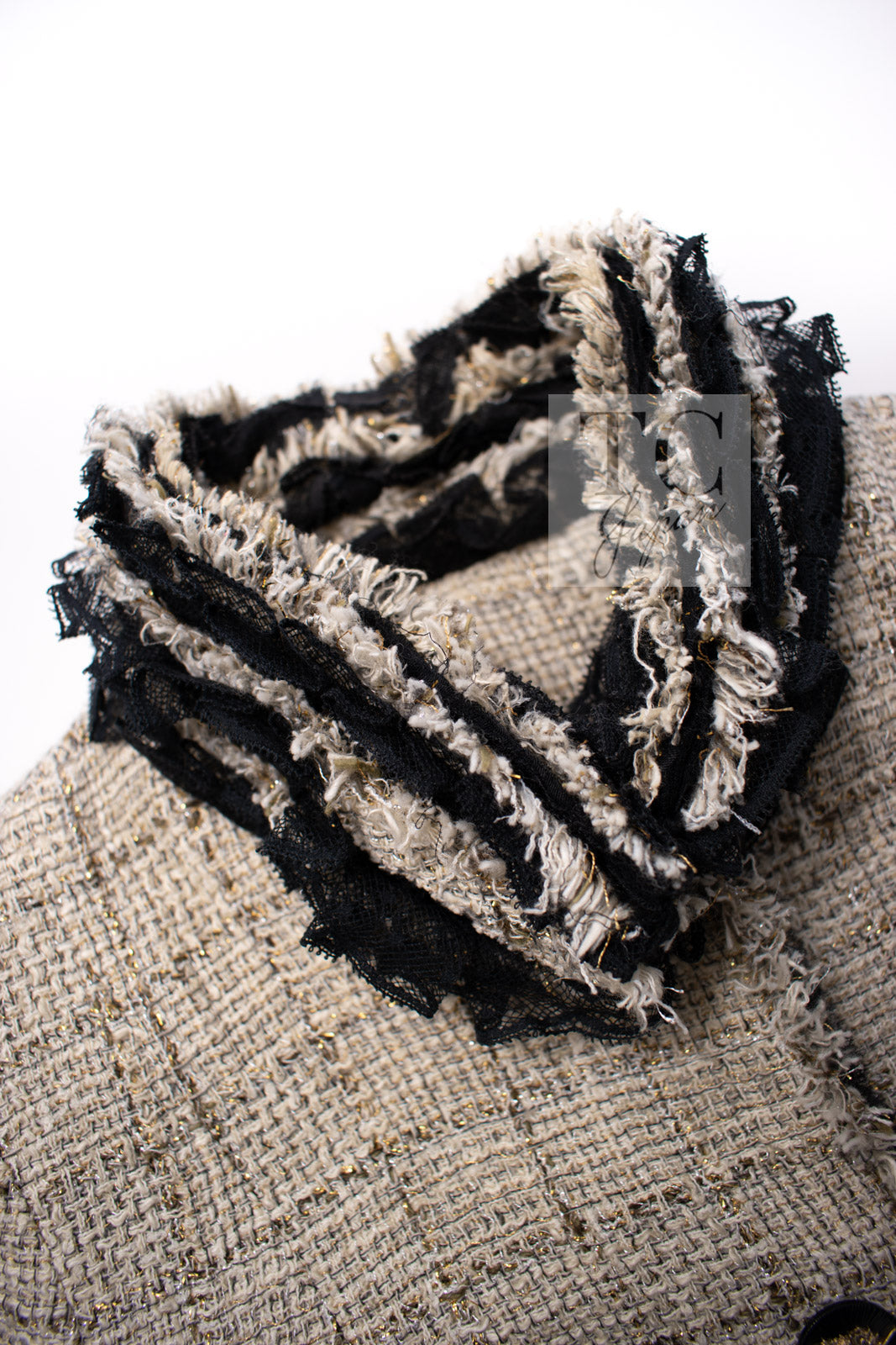 CHANEL 10S Beige Black Cotton Frilled Tweed Jacket 34 36-03