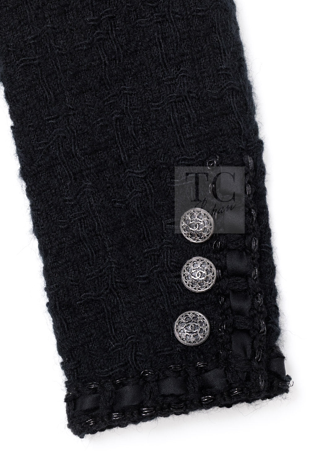 CHANEL 16PF Black Braid Trim Zipper Wool Tweed Jacket 36 6