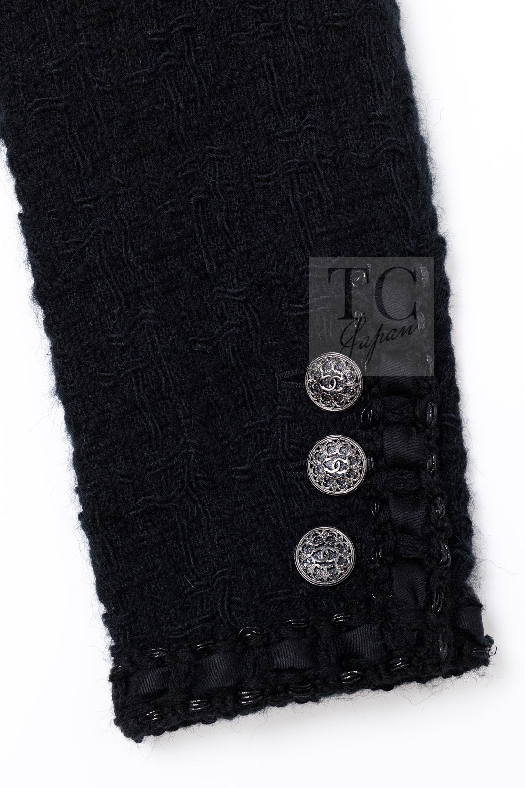 CHANEL 16PF Black Braid Trim Zipper Wool Tweed Jacket 36 6