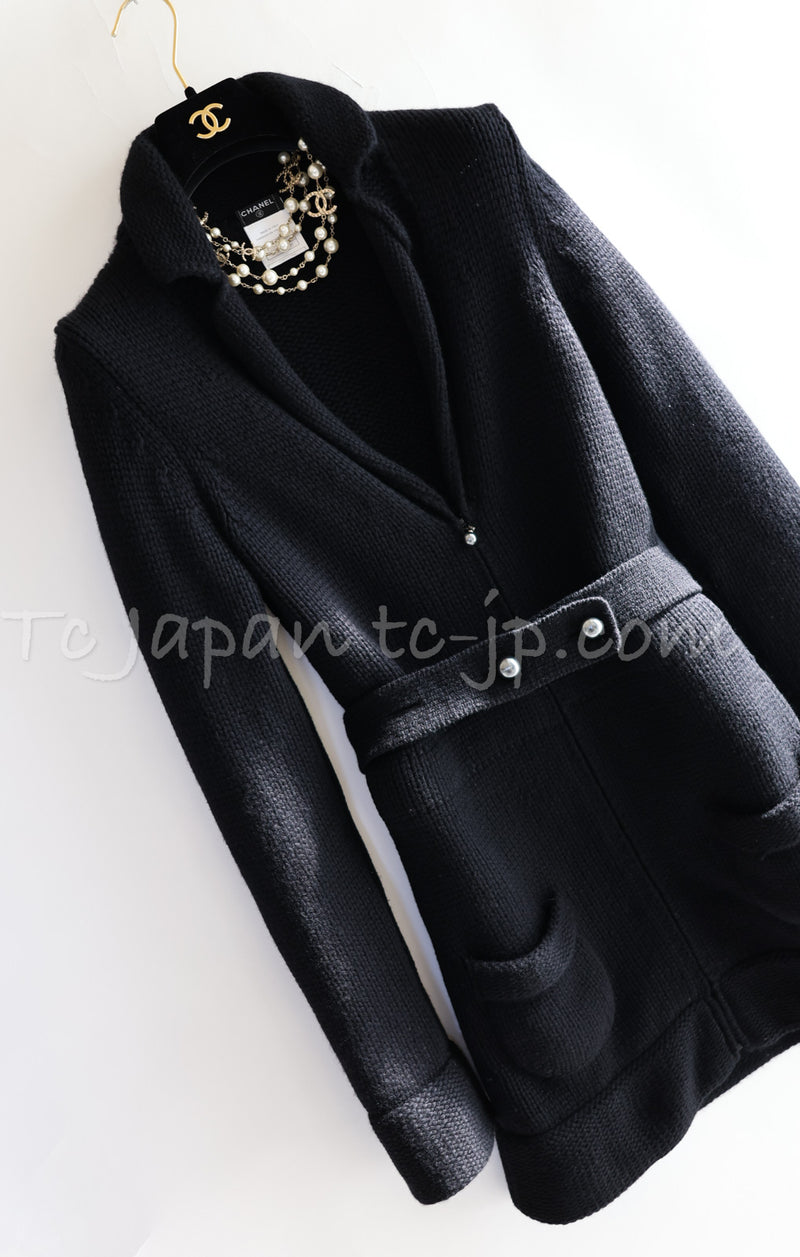 CHANEL 03A Black Cashmere Pearl Belt Knit Long Cardigan Jacket Coat 38 40 シャネル ブラック カシミア100% パールベルト ニット ロングカーディガン ジャケット コート 即発